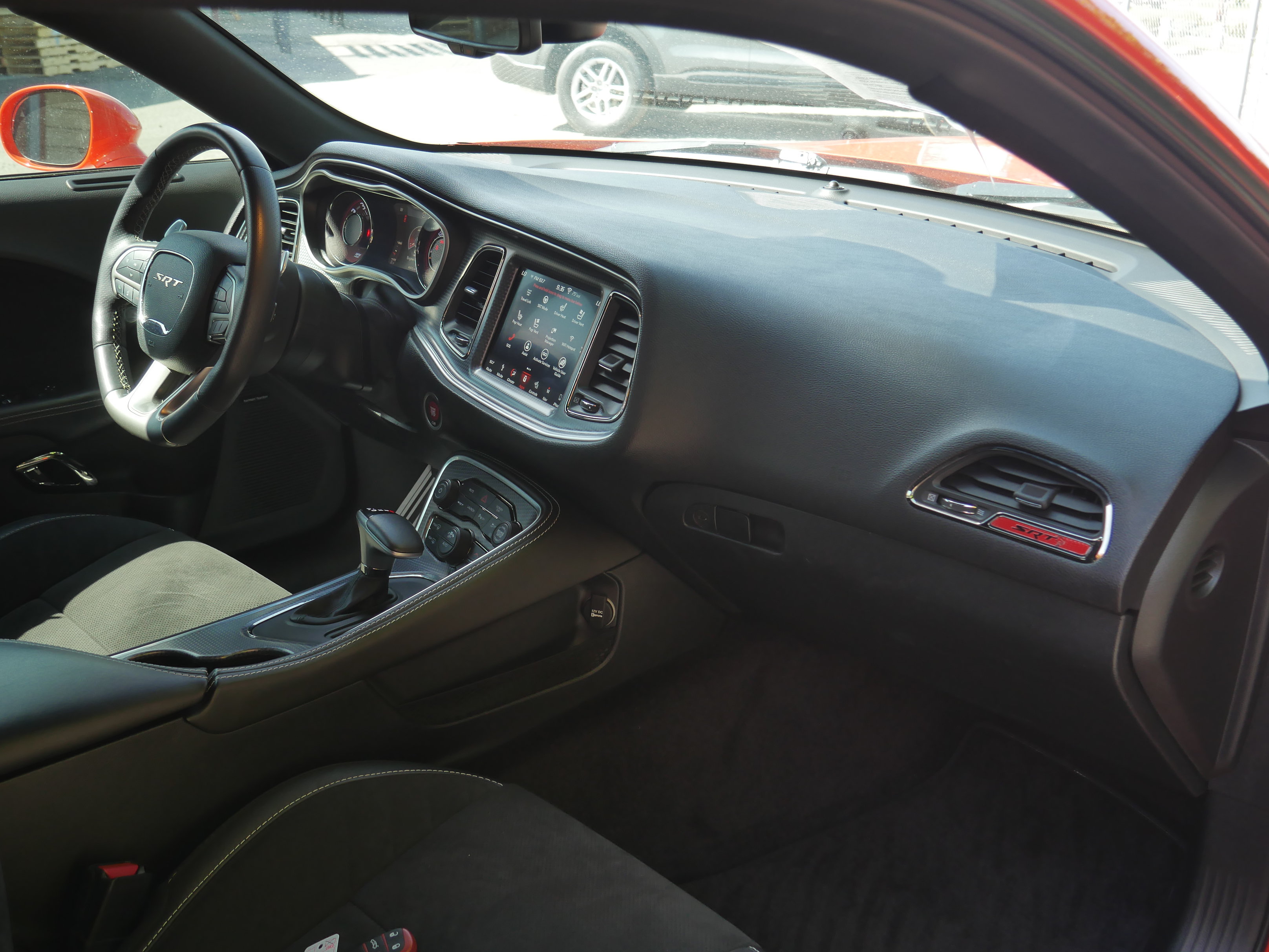 Used 2018 Dodge Challenger SRT Hellcat RWD image 24