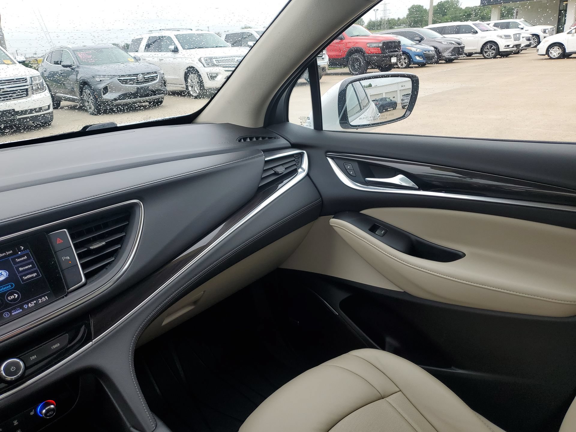 Used 2021 Buick Enclave Essence w/ Sound and Sites Package AWD/4WD image 11