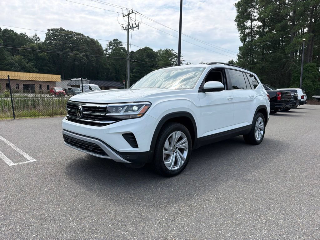 Used 2022 Volkswagen Atlas SE AWD/4WD image 2