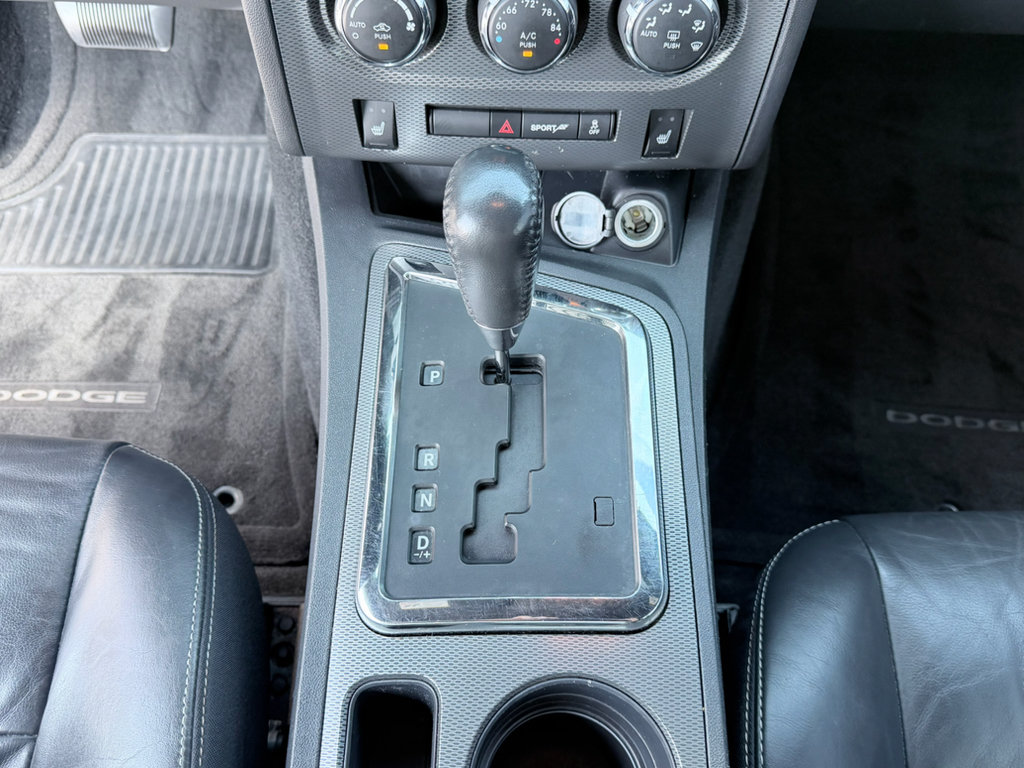 Used 2012 Dodge Challenger R/T RWD image 18