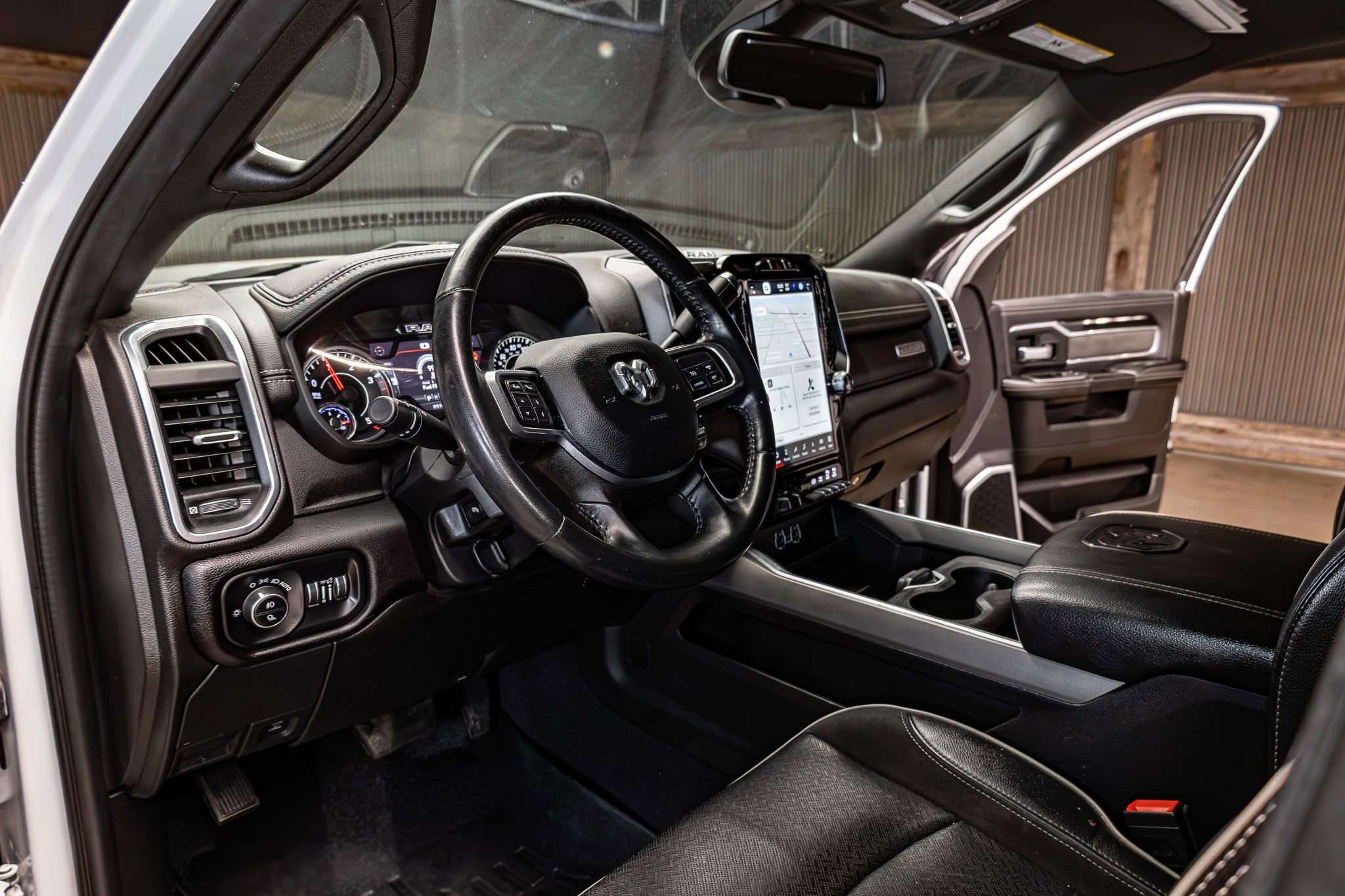 Used 2022 RAM 2500 Laramie w/ Night Edition image 14