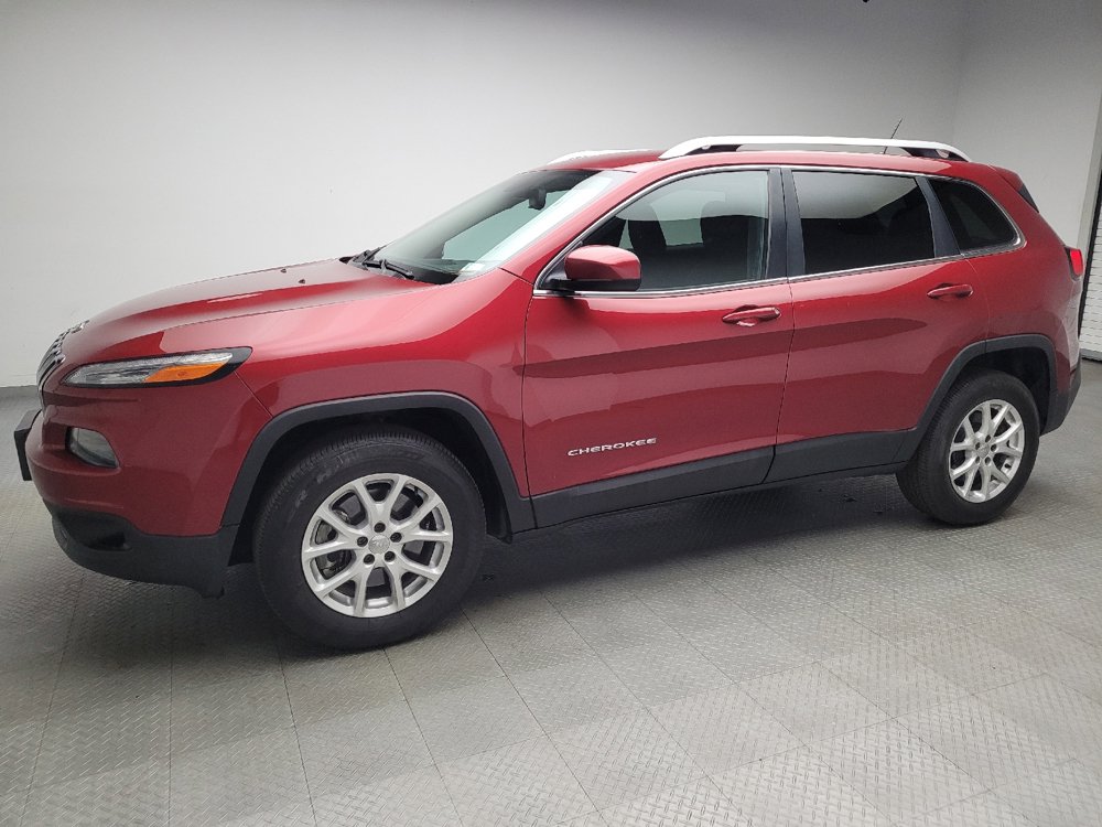 Used 2015 Jeep Cherokee Latitude w/ Cold Weather Group AWD/4WD image 2