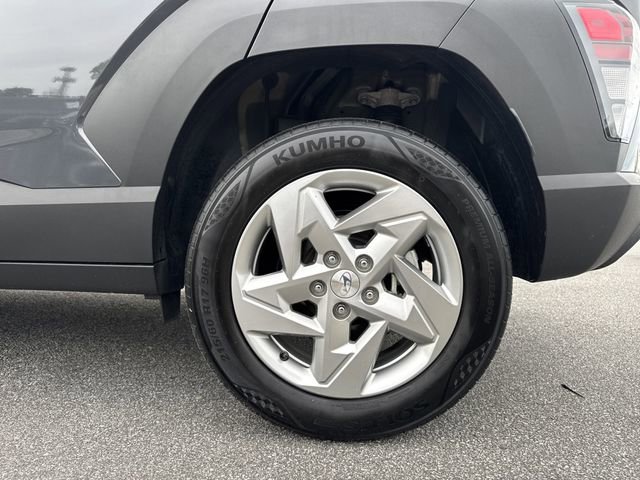 Certified 2024 Hyundai Kona SE image 19