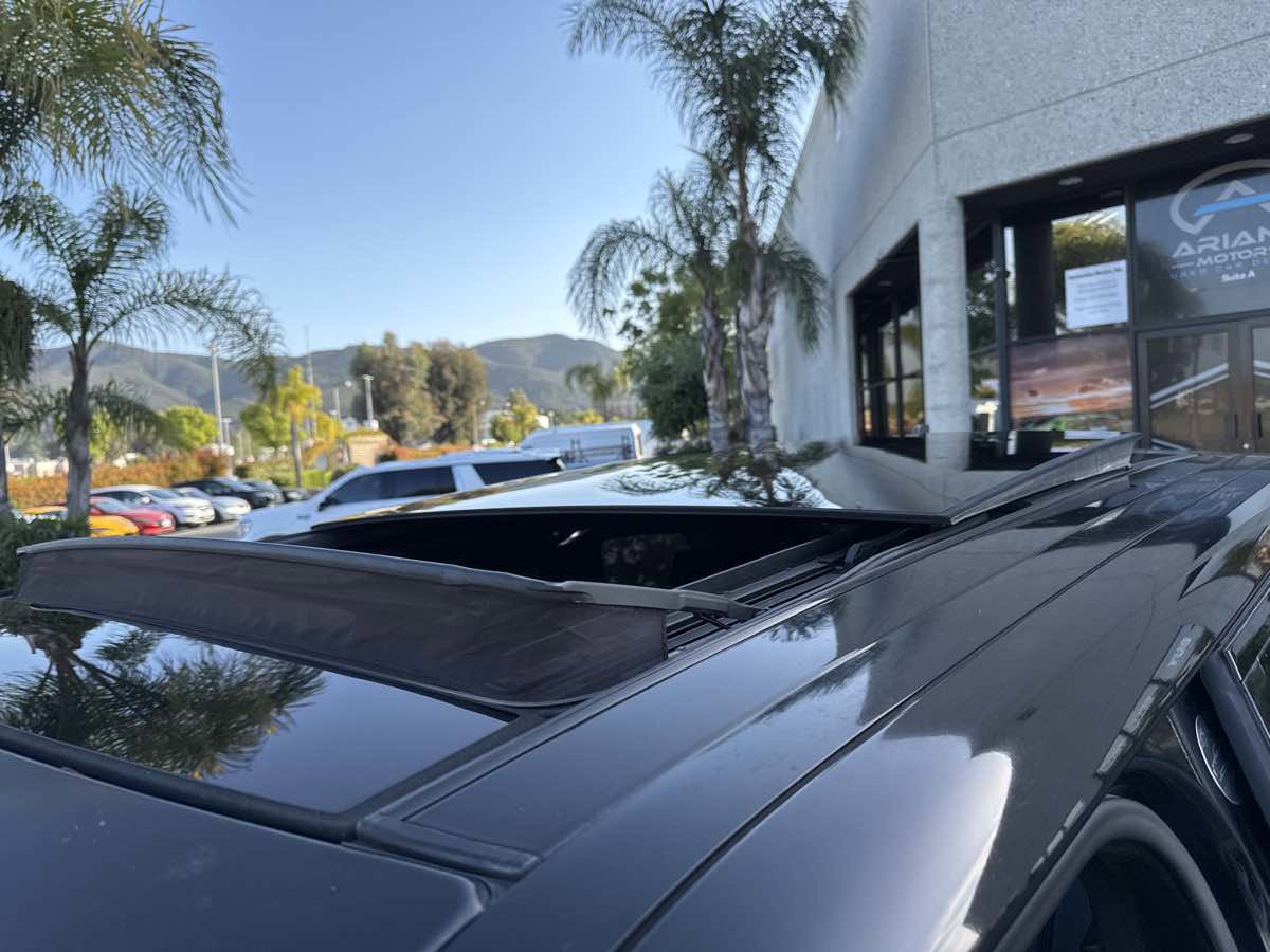 Used 2016 Land Rover Range Rover Sport HSE image 33