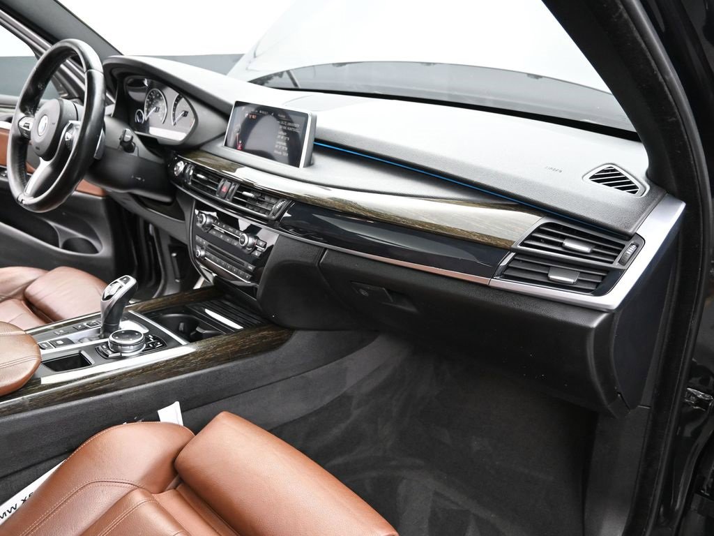 Used 2015 BMW X5 xDrive35i image 12