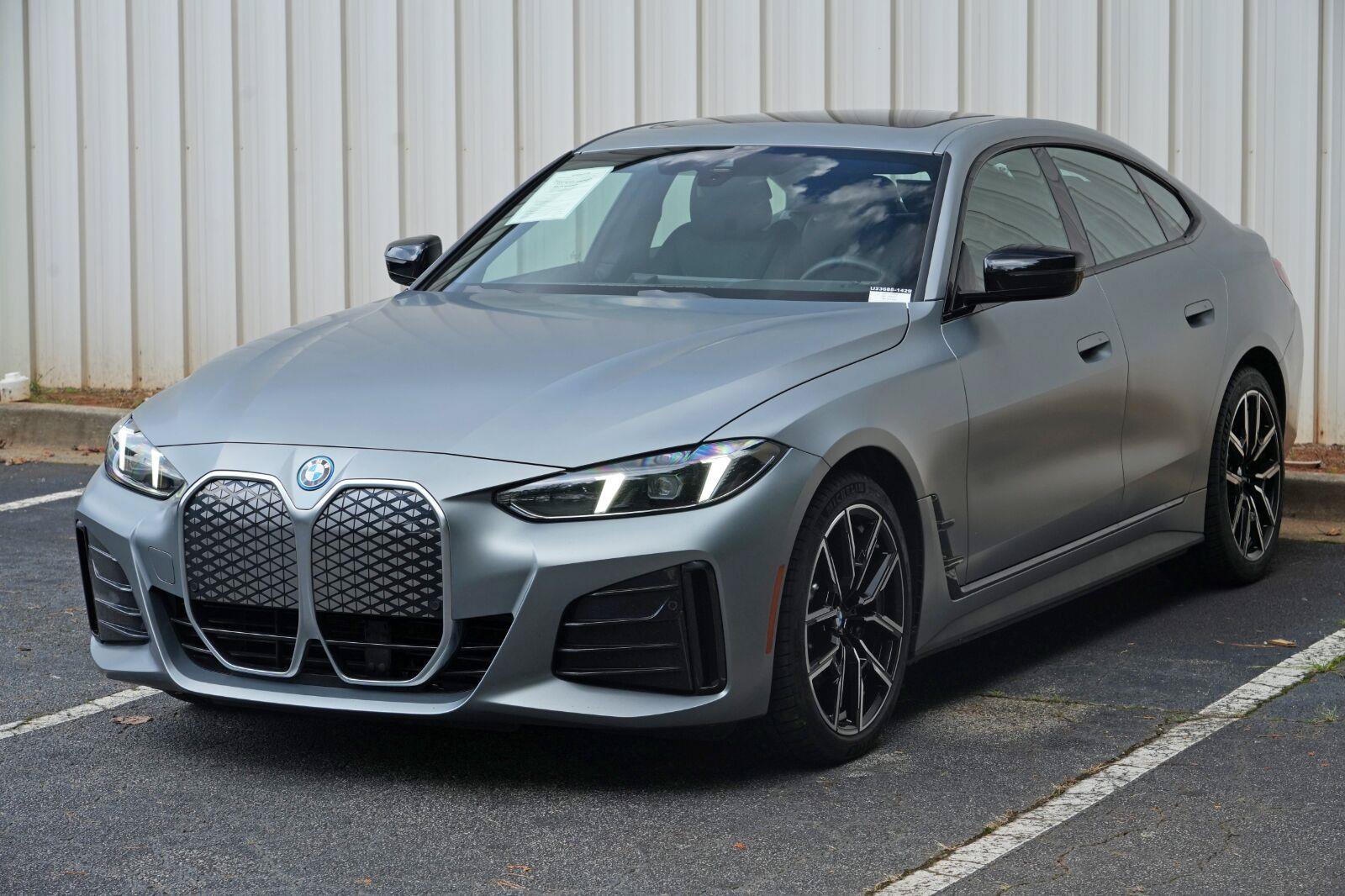 Used 2025 BMW i4 eDrive40 w/ M Sport Package RWD image 50