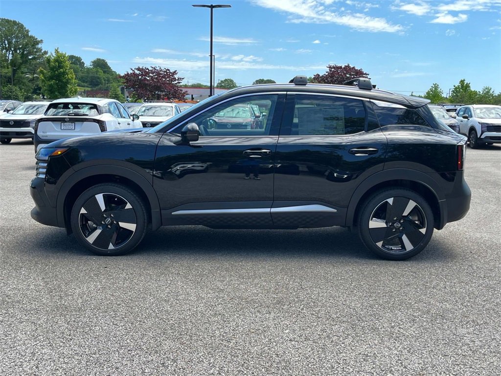 New 2025 Nissan Kicks SR image 7