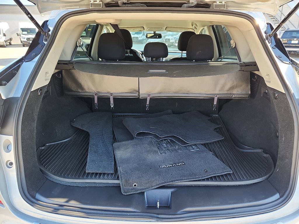 Used 2019 Nissan Murano SV w/ Cargo Package image 17