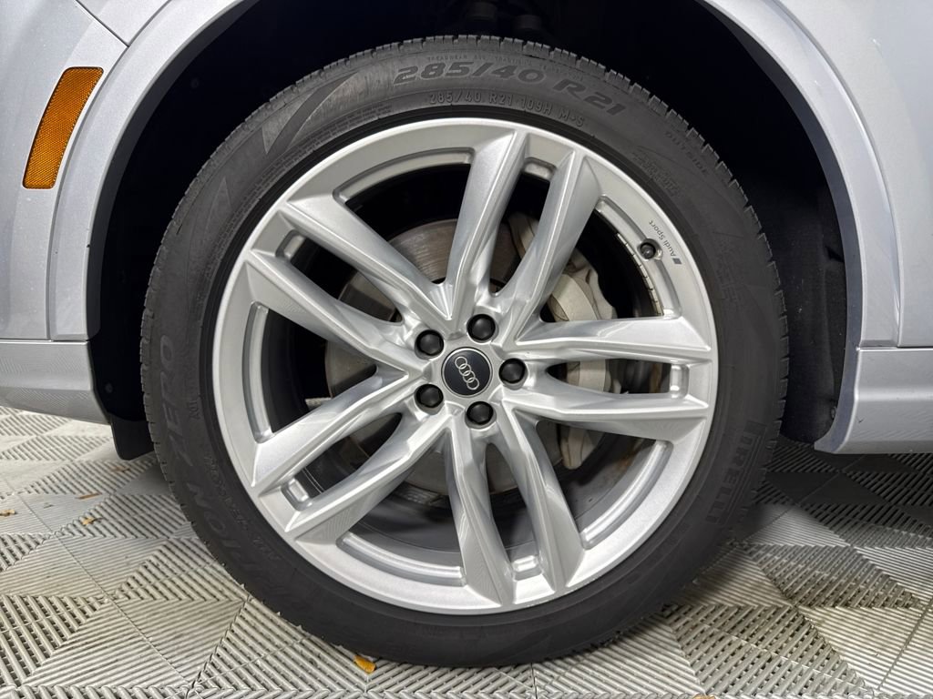 Used 2018 Audi Q7 3.0T Prestige image 21