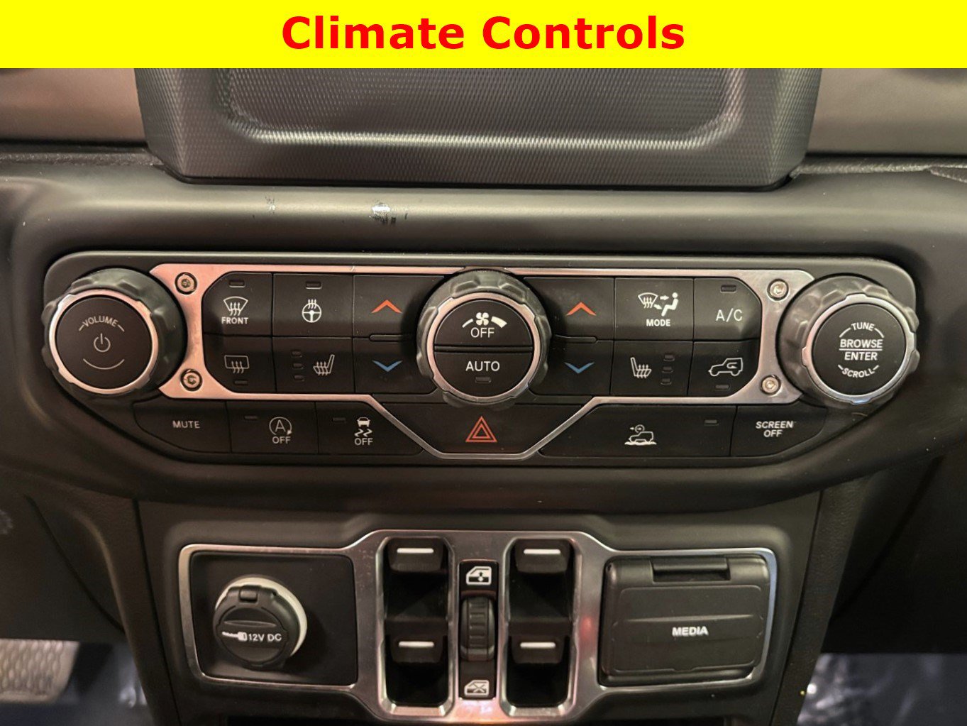 Used 2021 Jeep Wrangler Unlimited Sport AWD/4WD image 26