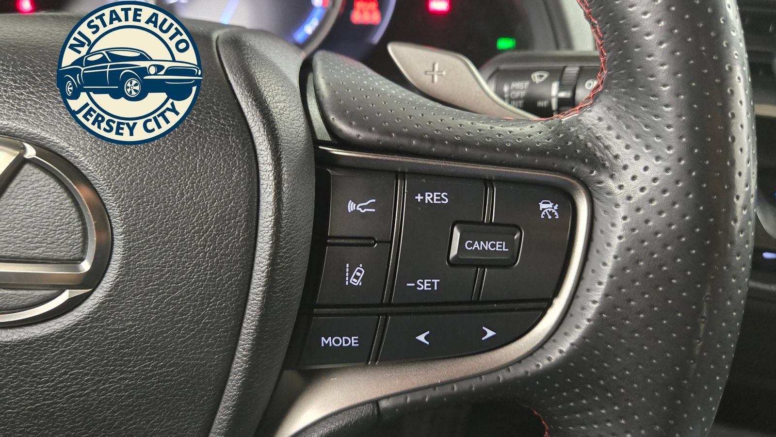 Used 2021 Lexus UX 200 F Sport w/ Accessory Package (Z1) FWD image 14