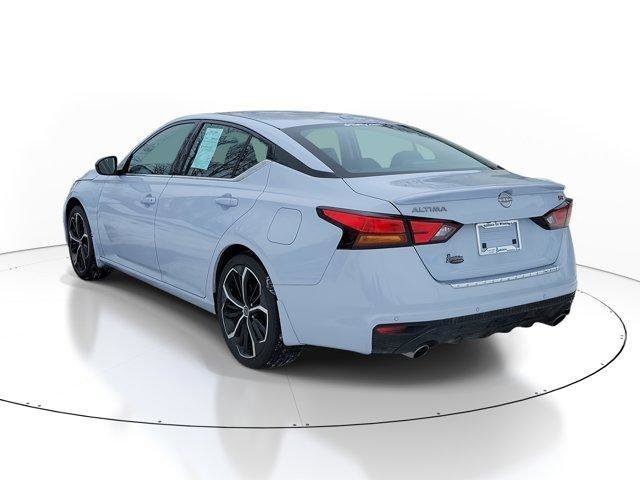 Used 2023 Nissan Altima 2.5 SR image 3