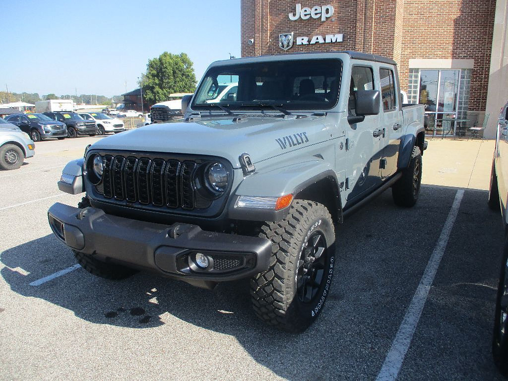 New 2025 Jeep Gladiator Sport