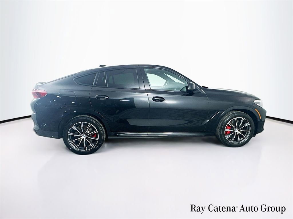 Used 2023 BMW X6 M50i w/ Climate Comfort Package image 8