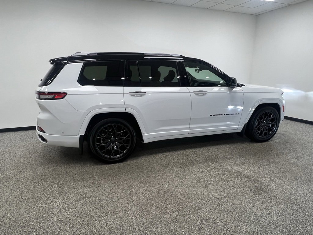 Used 2024 Jeep Grand Cherokee L Summit image 23