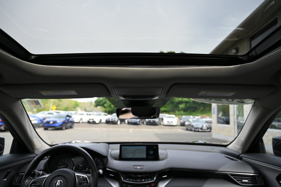 Used 2023 Acura TLX w/ Technology Package FWD image 16