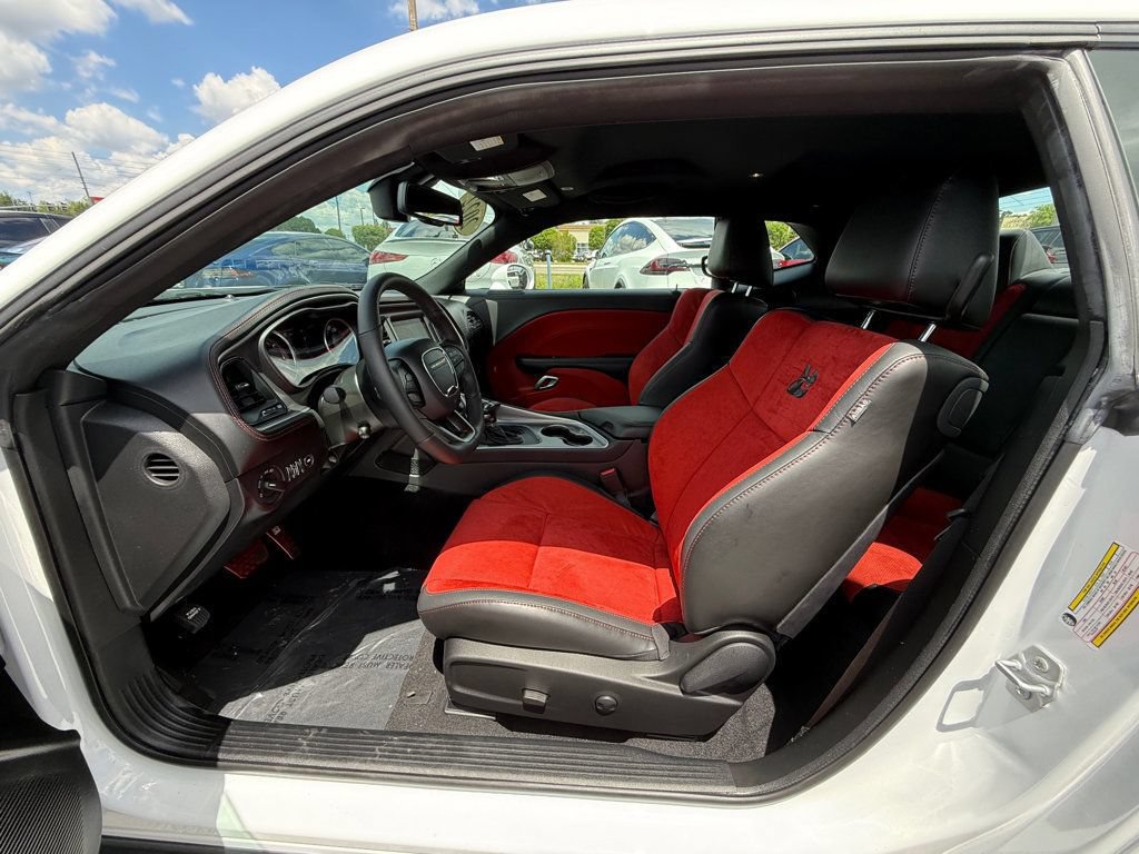 Used 2022 Dodge Challenger R/T Scat Pack RWD image 12