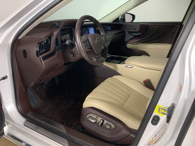 Used 2018 Lexus LS 500 AWD w/ Interior Upgrade Package image 33