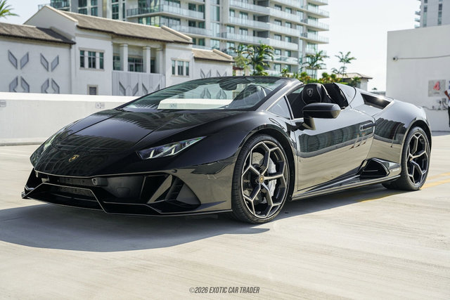 Used 2020 Lamborghini Huracan EVO AWD/4WD image 14