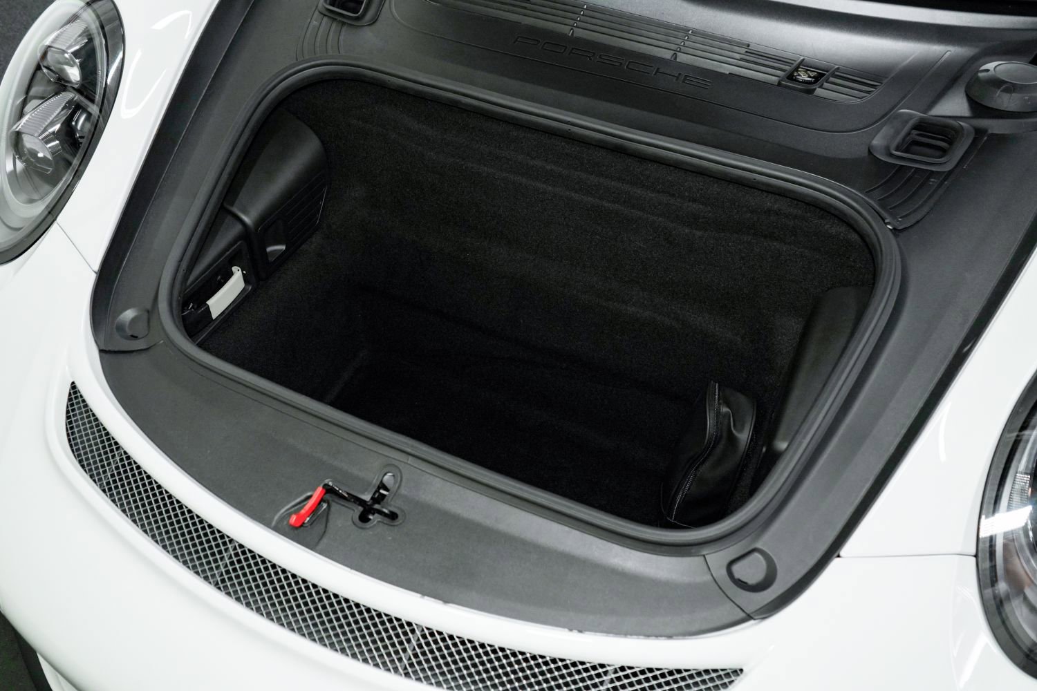 Used 2019 Porsche 911 GT3 RS RWD image 49