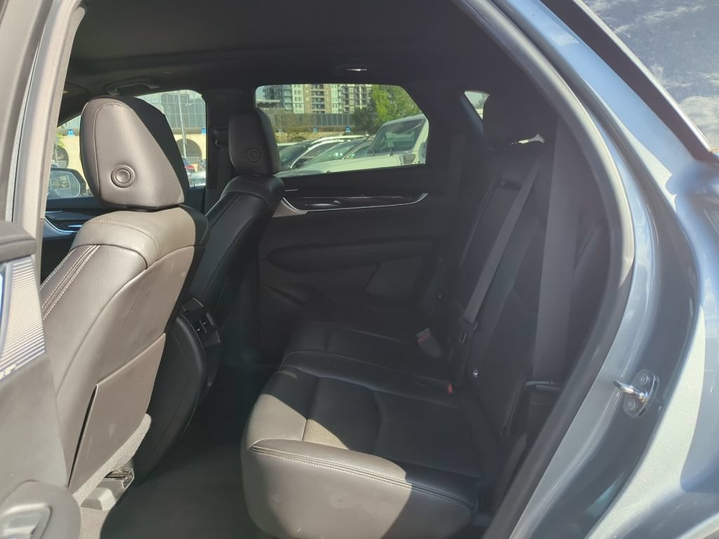 Certified 2023 Cadillac XT5 Premium Luxury AWD/4WD image 9