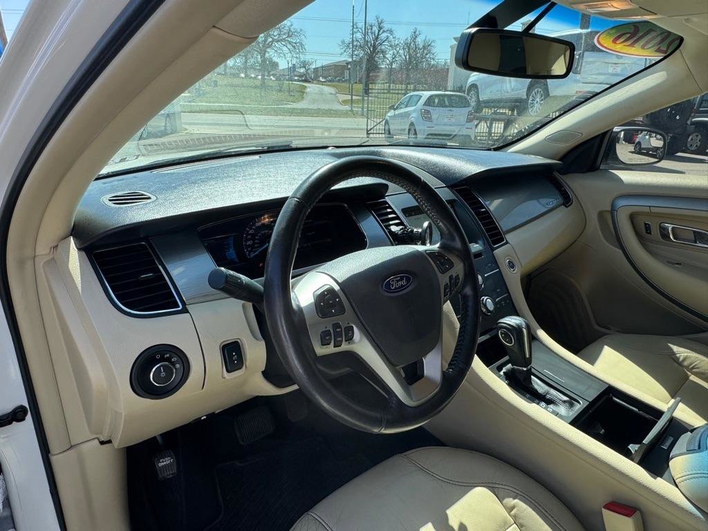 Used 2016 Ford Taurus SEL w/ Equipment Group 201A image 10