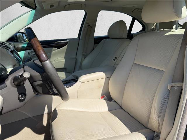 Used 2008 Lexus LS 460 RWD image 22