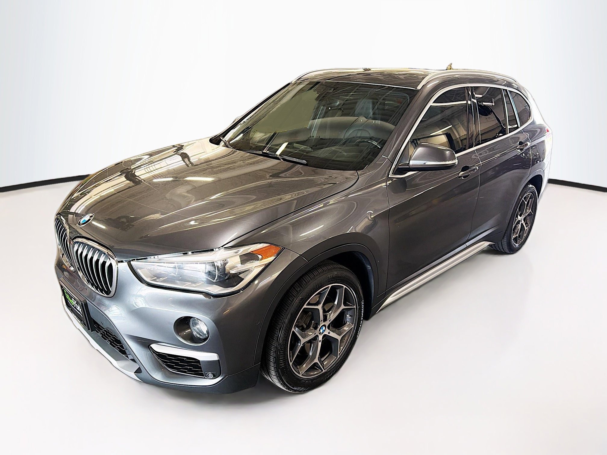 Used 2016 BMW X1 xDrive28i AWD/4WD image 3