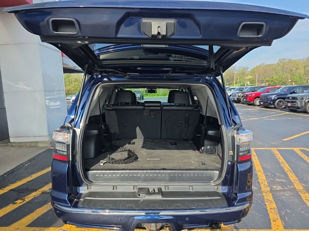 Used 2016 Toyota 4Runner Limited image 6