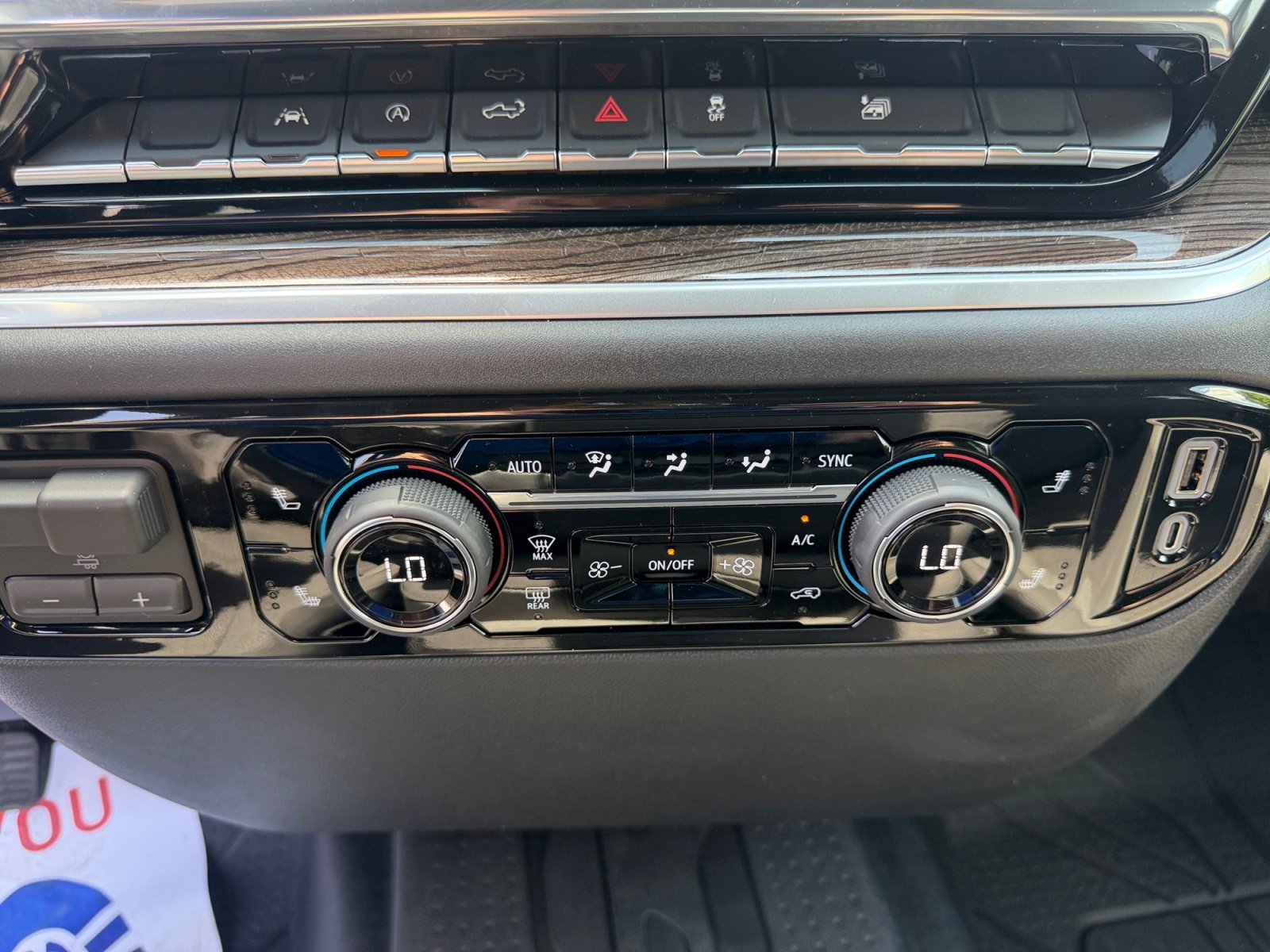 New 2026 Chevrolet Silverado 1500 RST w/ RST Select Package AWD/4WD image 20