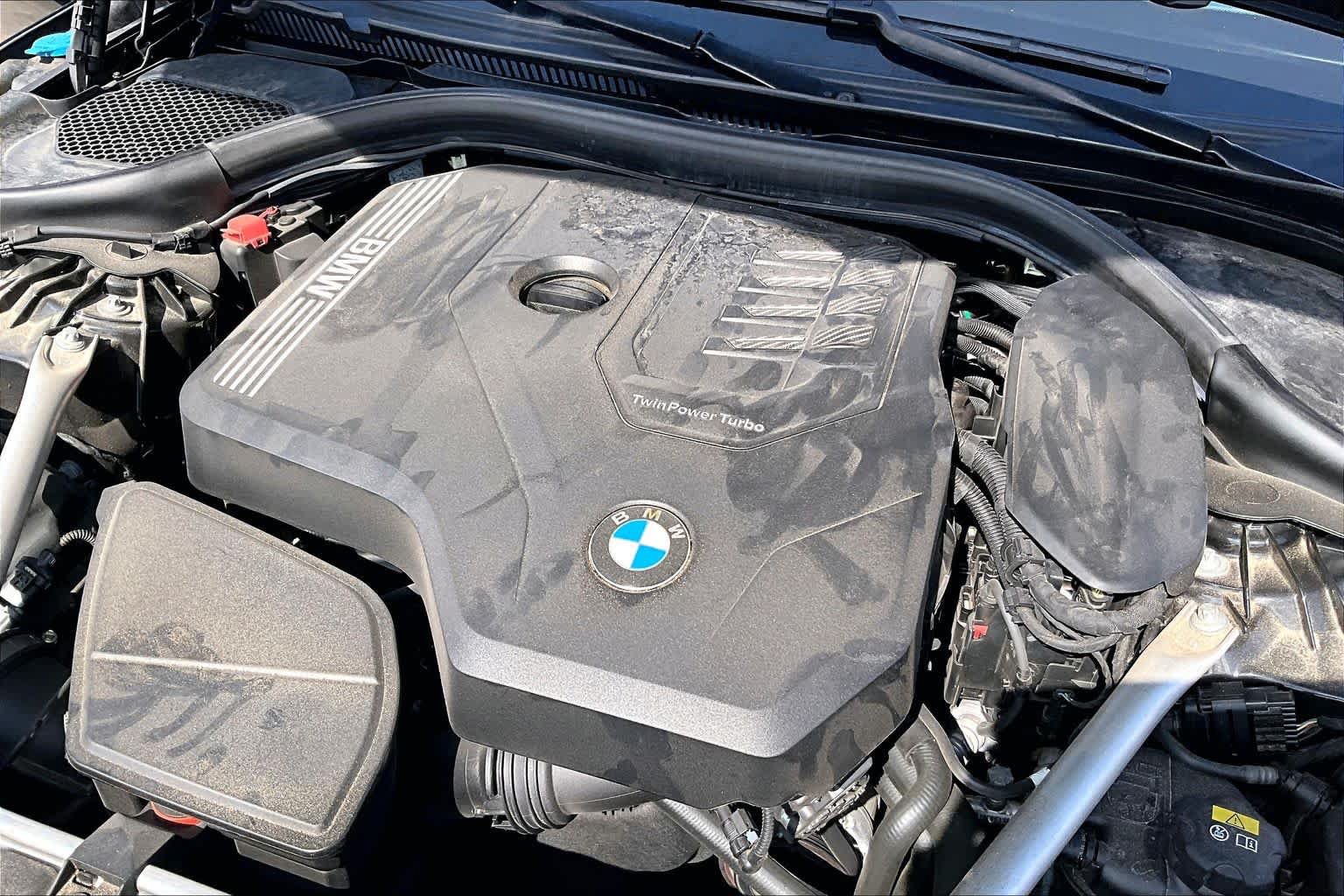 Used 2022 BMW 530i w/ M Sport Package RWD image 30