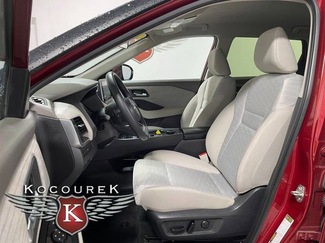Used 2023 Nissan Rogue SV AWD/4WD image 11