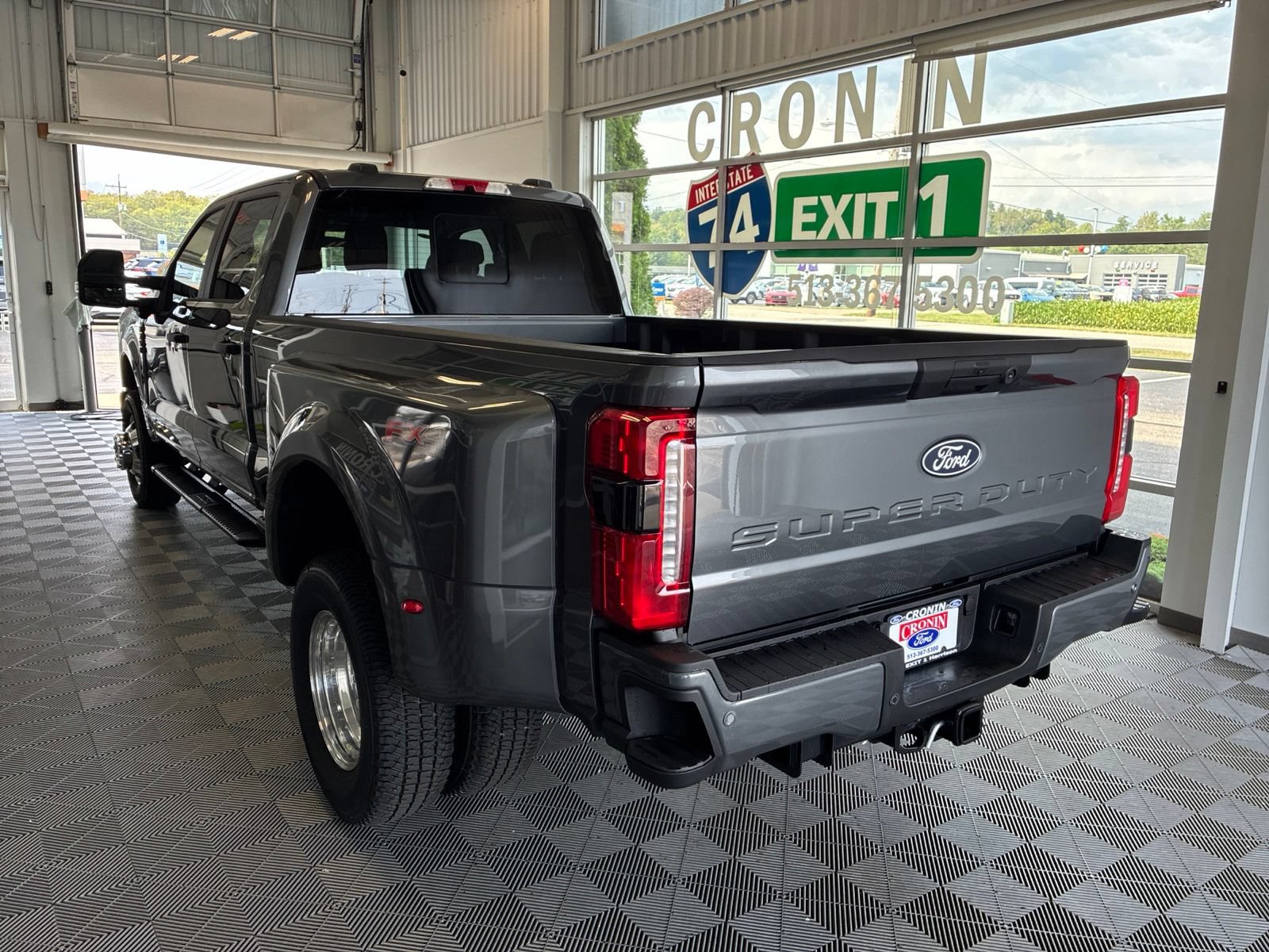 New 2027 Ford F350 XL w/ STX Appearance Package AWD/4WD image 4