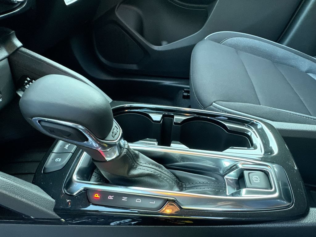 New 2026 Chevrolet TrailBlazer LT w/ LT Cold Weather Package FWD image 23