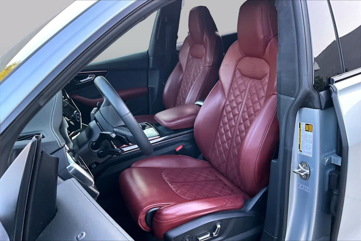 Used 2023 Audi SQ8 Prestige w/ Prestige Package AWD/4WD image 8