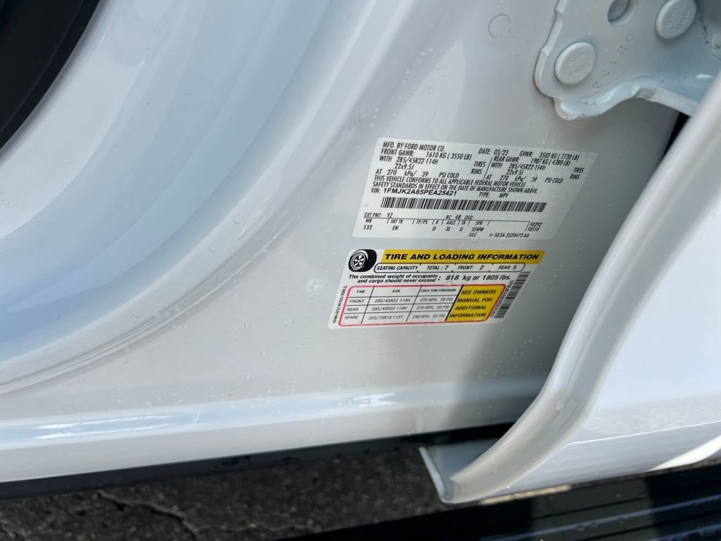 Used 2023 Ford Expedition Max Limited image 30