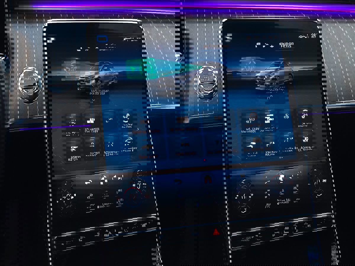 Used 2021 Mercedes-Benz S 580 4MATIC Sedan w/ Warmth & Comfort Package image 80