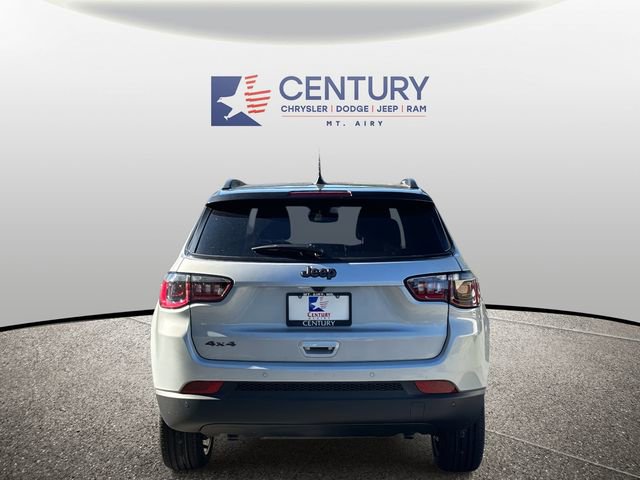 New 2026 Jeep Compass Limited image 3