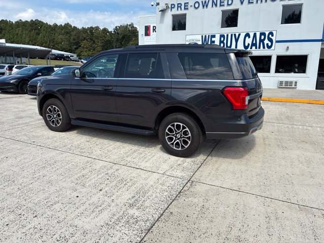 Used 2024 Ford Expedition XLT AWD/4WD image 16