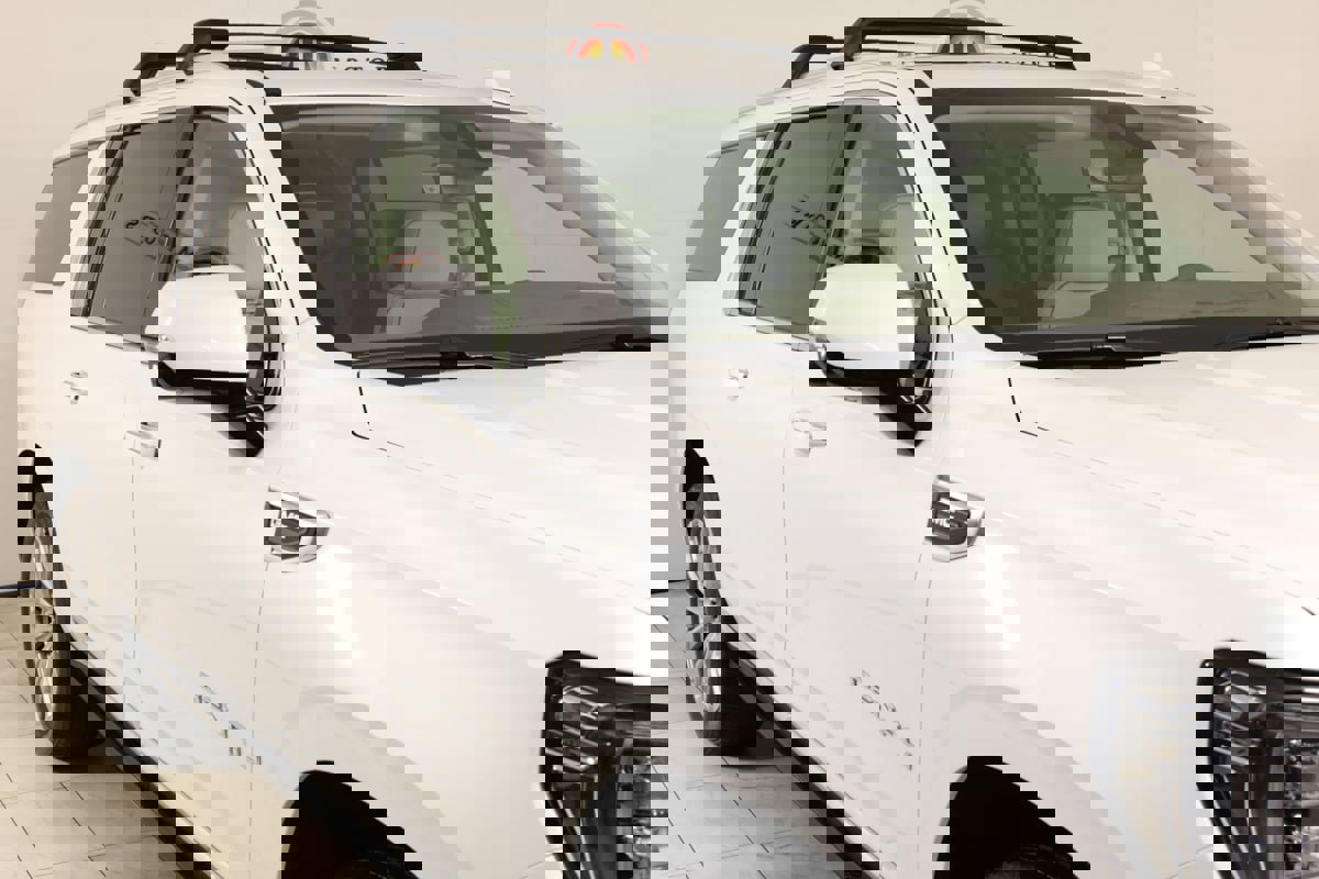 Used 2021 GMC Yukon XL Denali w/ Denali Ultimate Package image 39