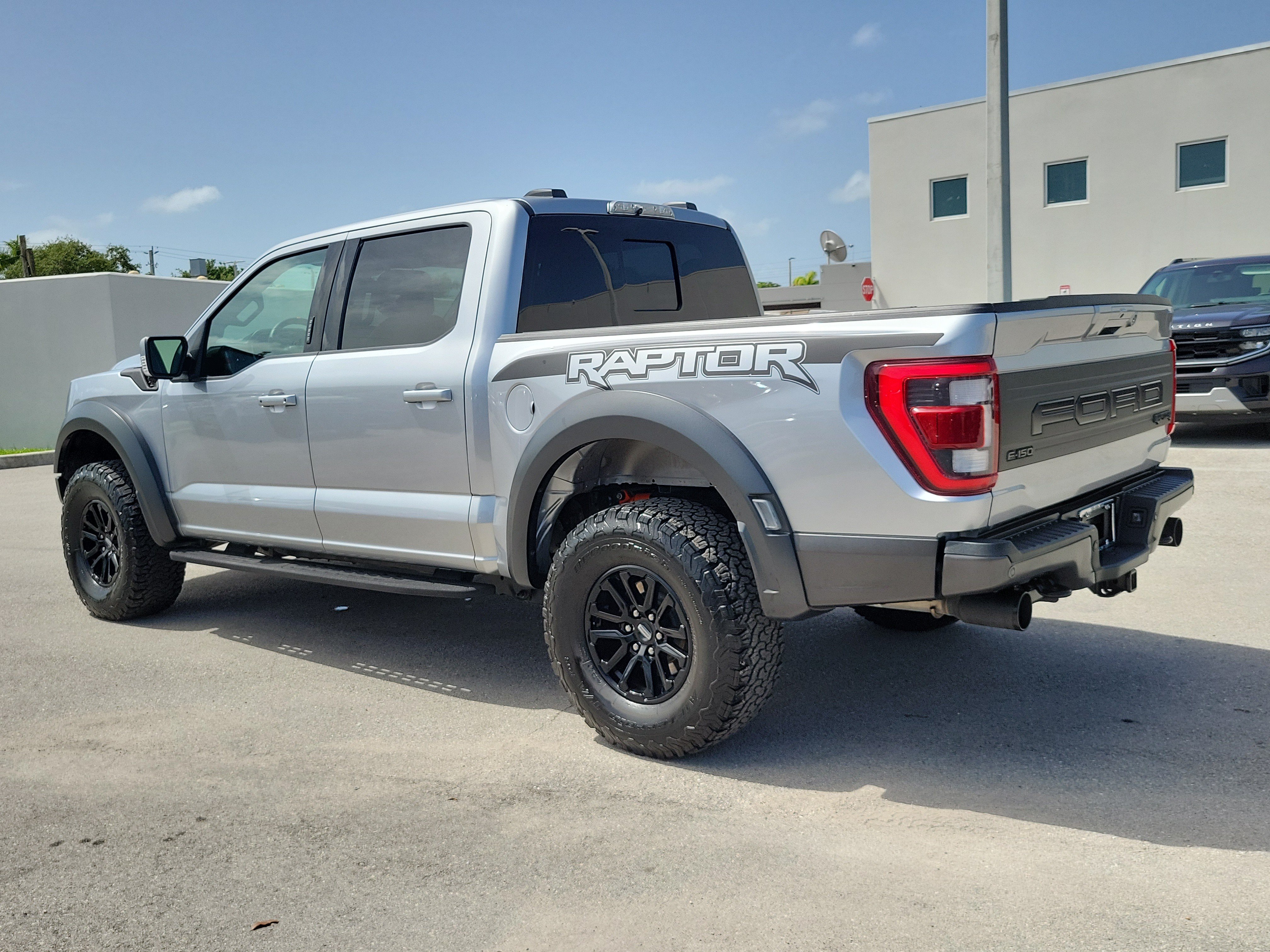 Certified 2022 Ford F150 Raptor w/ Equipment Group 801A High AWD/4WD image 7