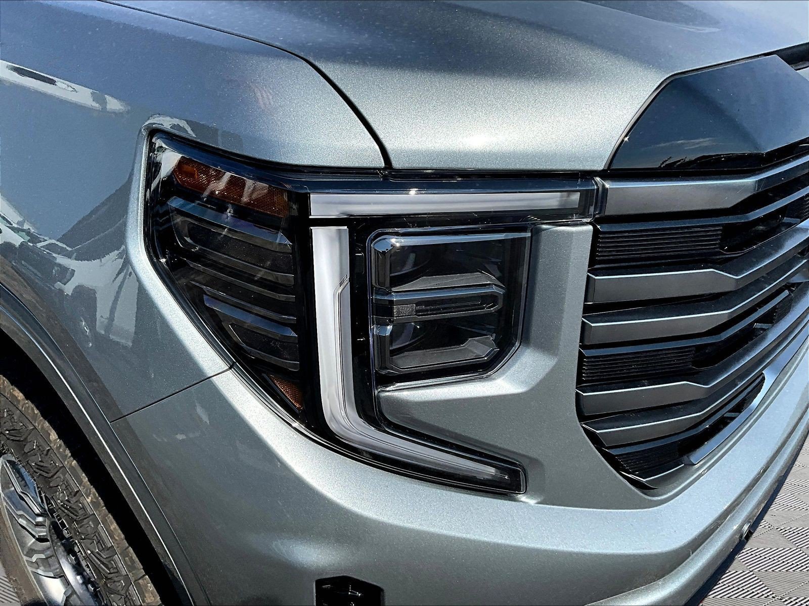 New 2026 GMC Sierra 1500 AT4 w/ AT4 Premium Package AWD/4WD image 8