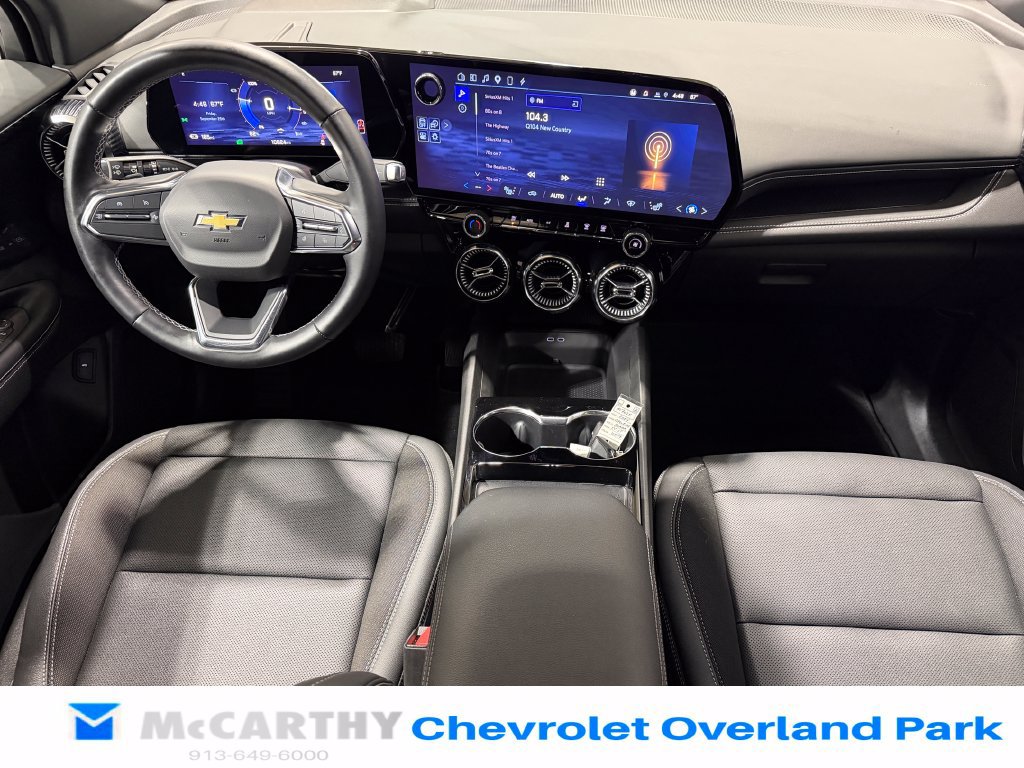 Used 2024 Chevrolet Blazer EV LT AWD/4WD image 25