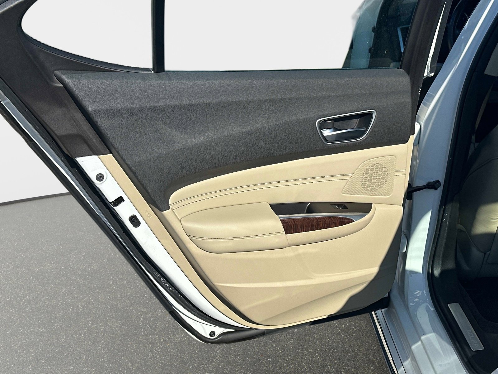 Used 2019 Acura TLX V6 w/ Advance Package image 12