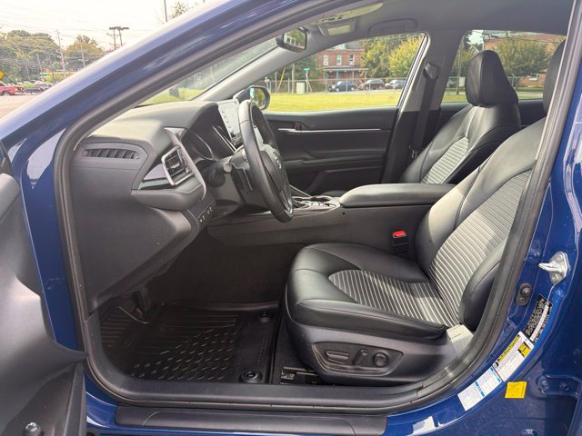 Used 2023 Toyota Camry SE w/ Convenience Package AWD/4WD image 13