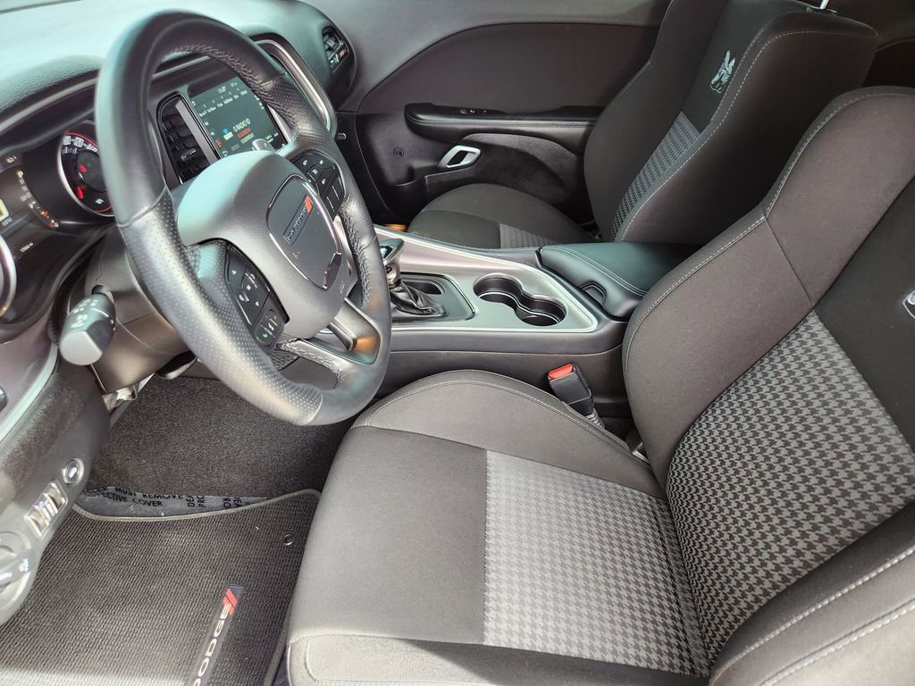 Used 2021 Dodge Challenger R/T Scat Pack RWD image 4