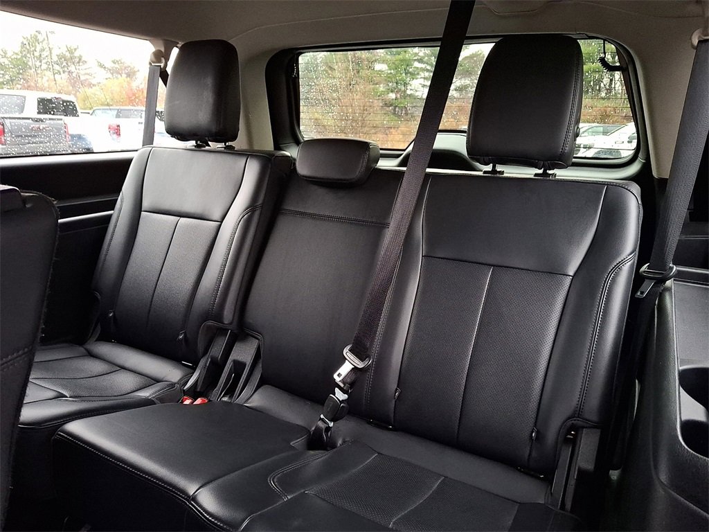 Used 2024 Ford Expedition Max XLT image 10