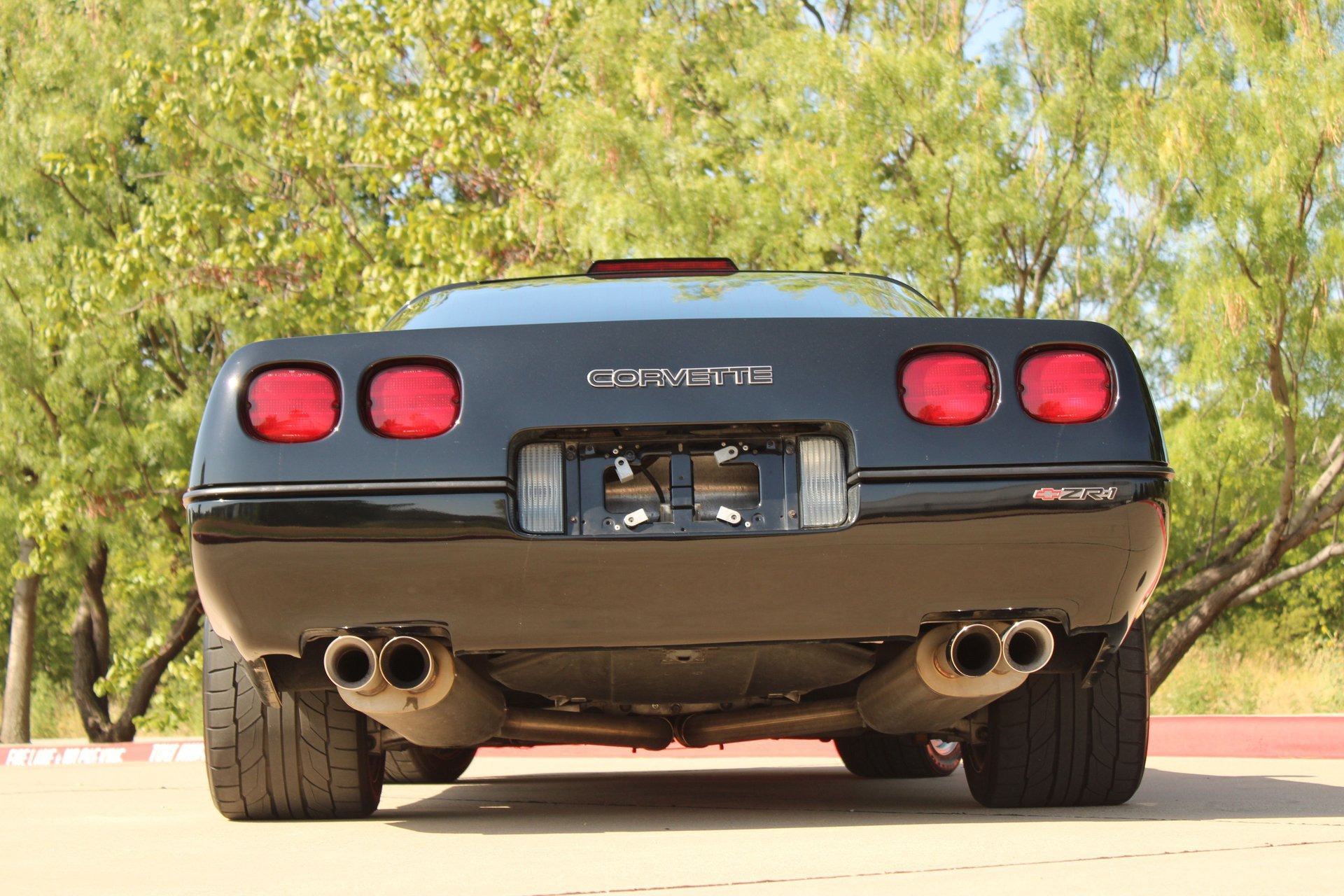 Used 1990 Chevrolet Corvette ZR-1 RWD image 13