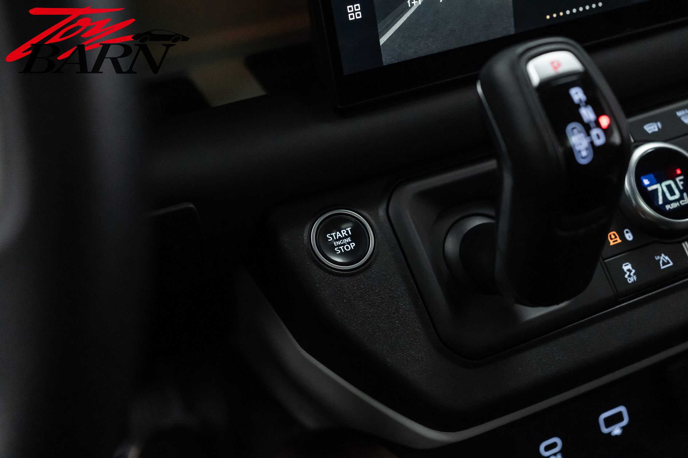 Used 2023 Land Rover Defender 130 SE image 38