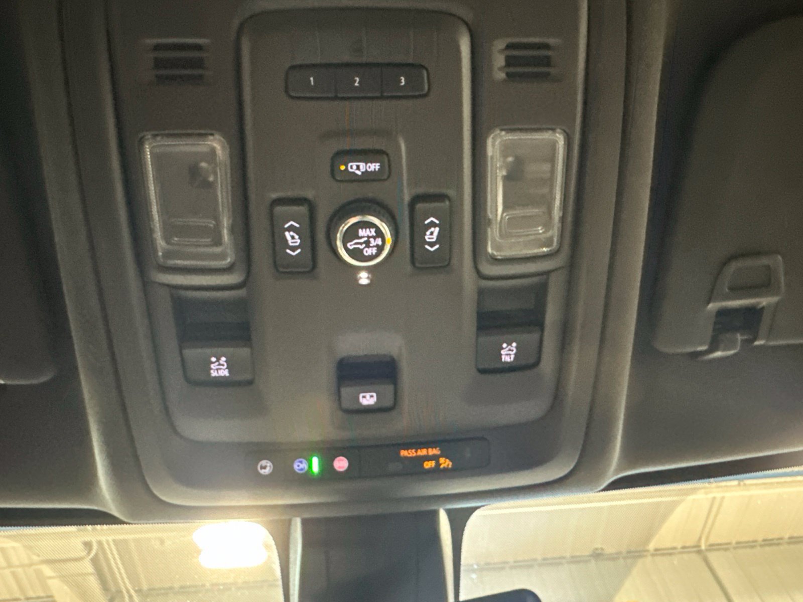 Used 2022 Chevrolet Tahoe Z71 w/ Z71 Off-Road Package AWD/4WD image 74